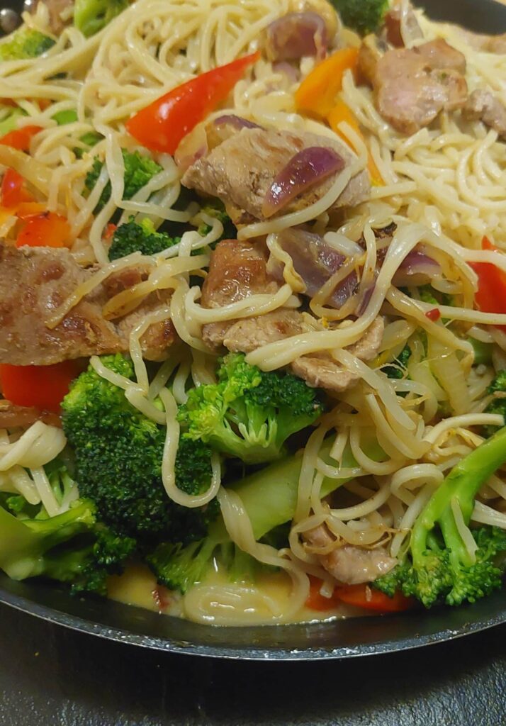 Biffwok med karrisaus